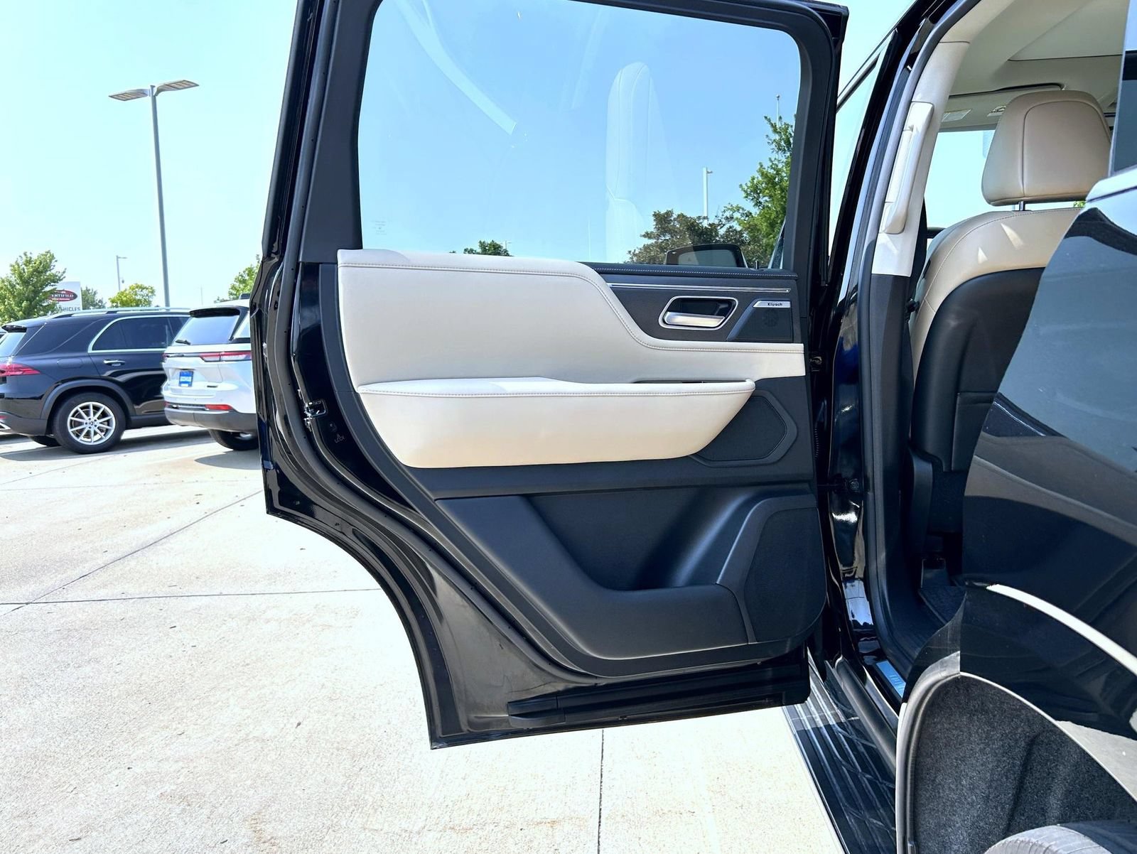 Certified 2025 INFINITI QX80 Pure AWD/4WD image 22