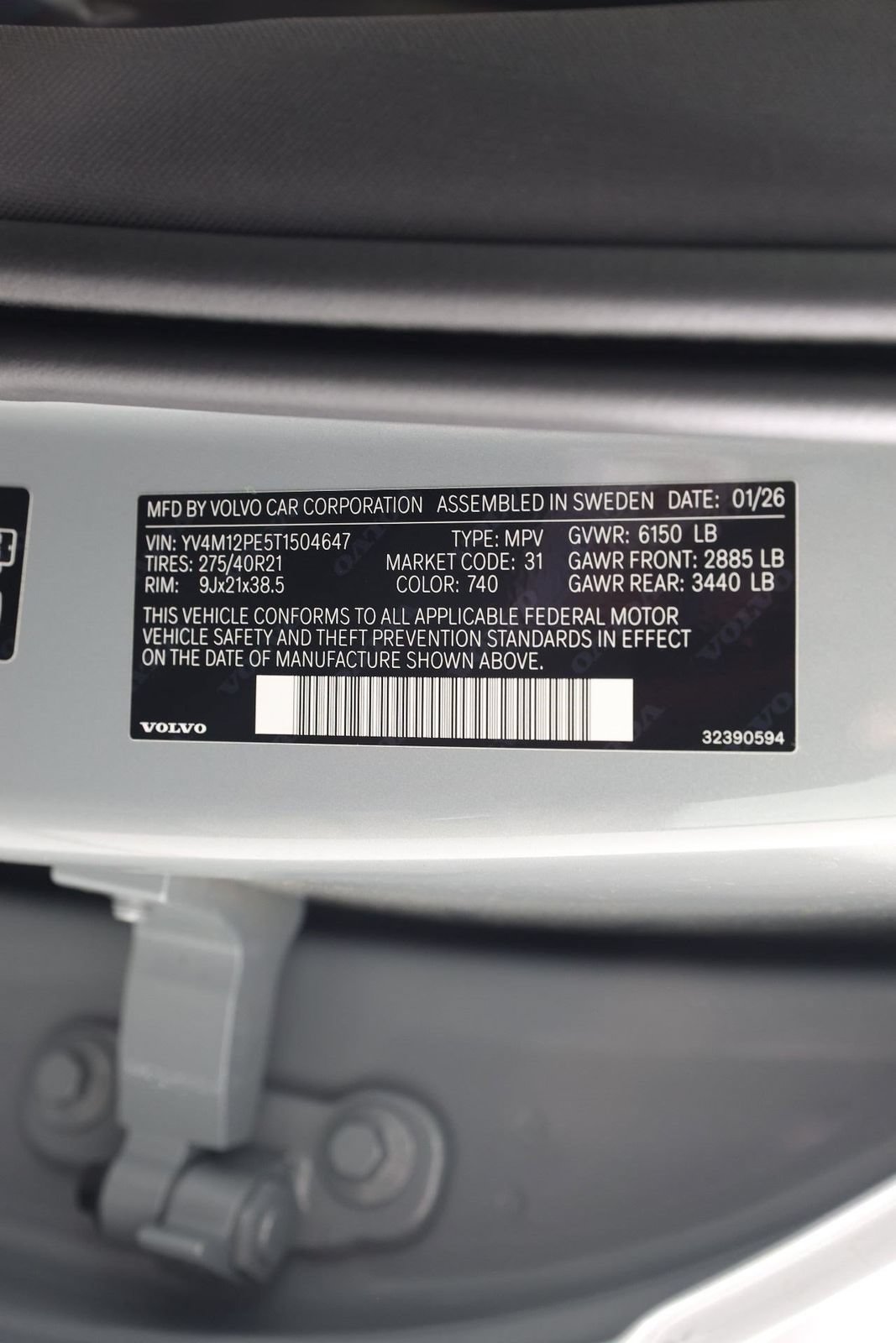 New 2026 Volvo XC90 B5 Plus w/ Protection Package AWD/4WD image 17