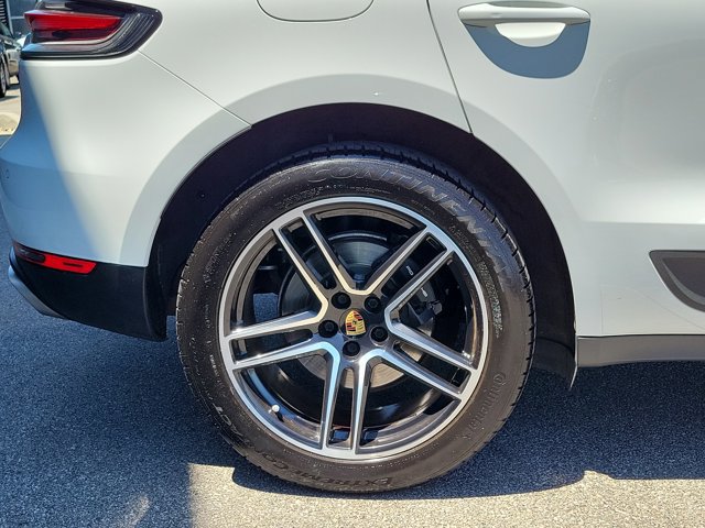 Certified 2021 Porsche Macan AWD/4WD image 14