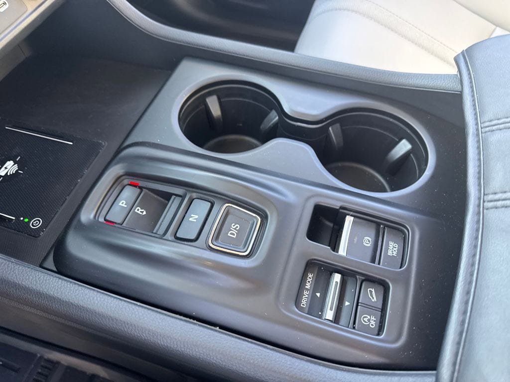 Used 2025 Honda Pilot Touring image 25