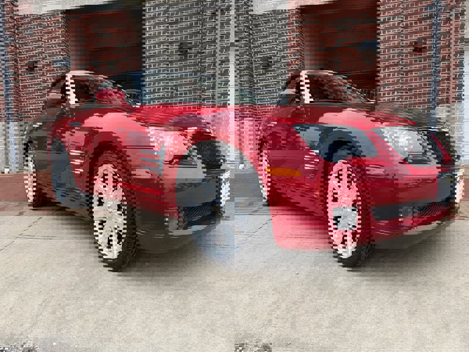 Used 2005 Chrysler Crossfire Limited image 4