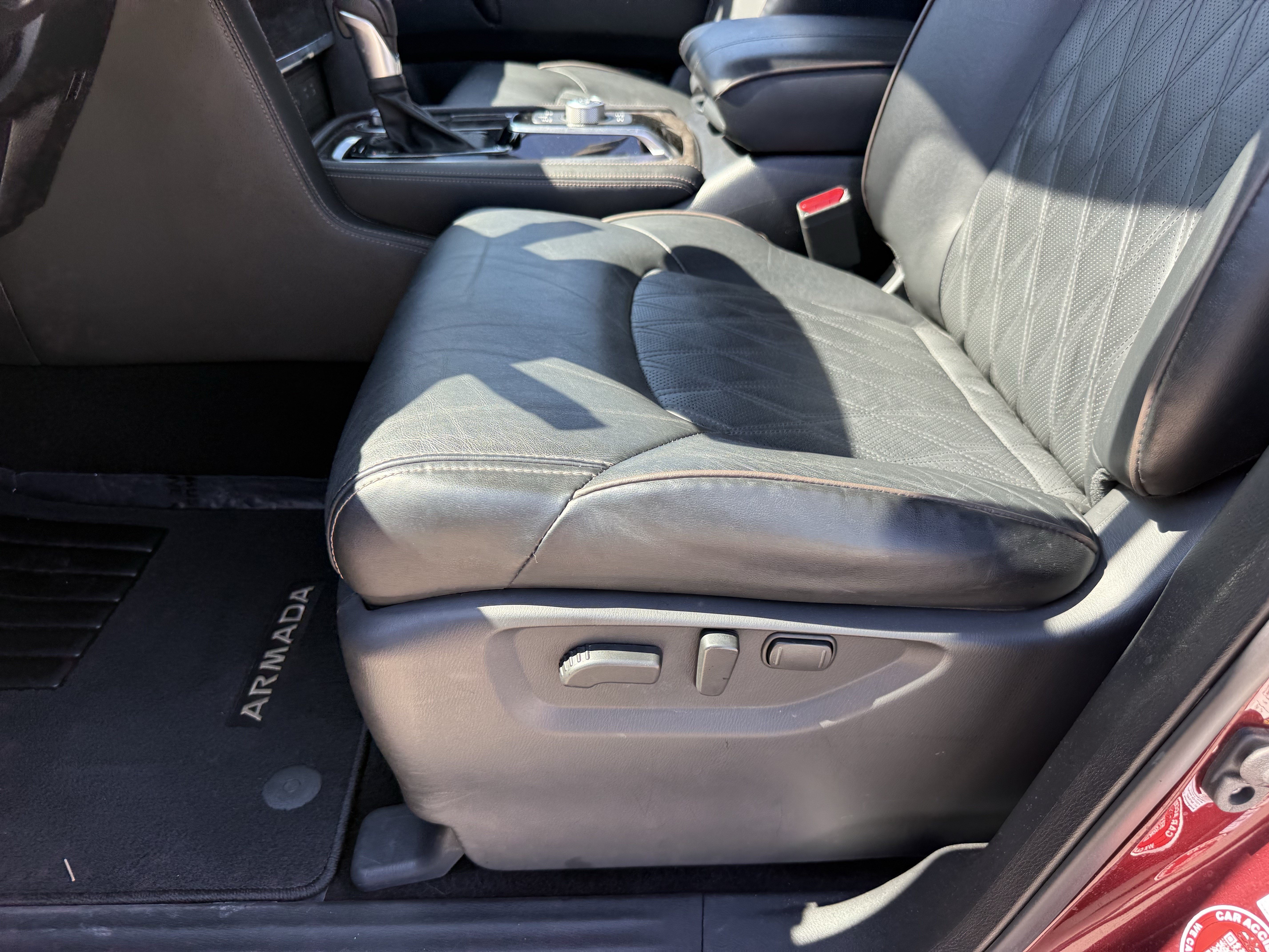 Used 2023 Nissan Armada Platinum w/ Captain's Chairs Package AWD/4WD image 30