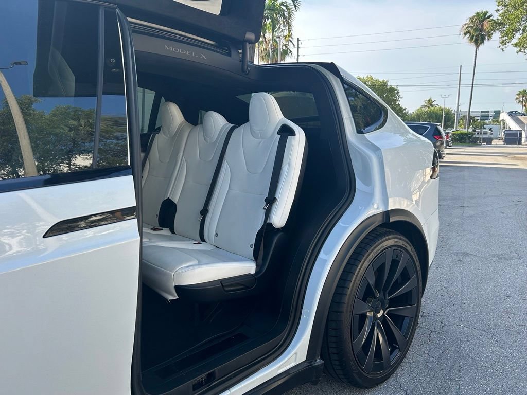 Used 2022 Tesla Model X AWD/4WD image 37
