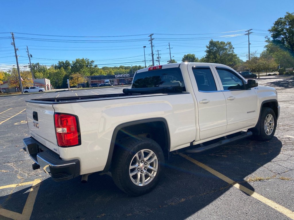 Used 2017 GMC Sierra 1500 SLE w/ SLE Value Package image 5