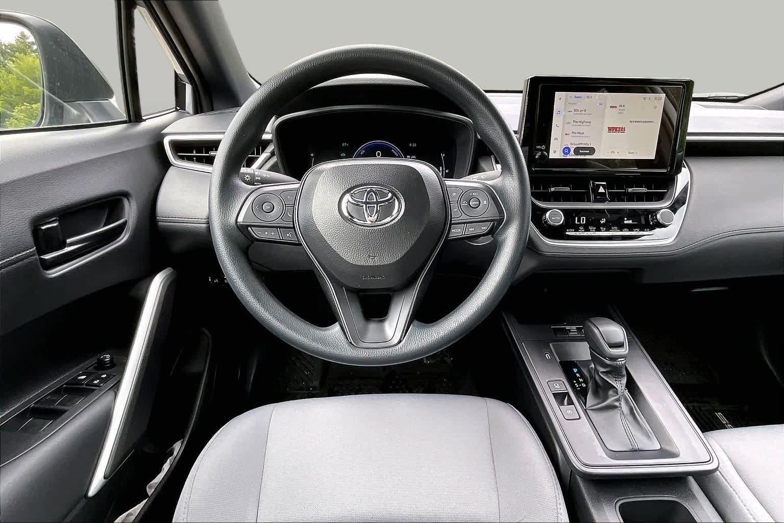 Used 2026 Toyota Corolla Cross AWD Hybrid image 6