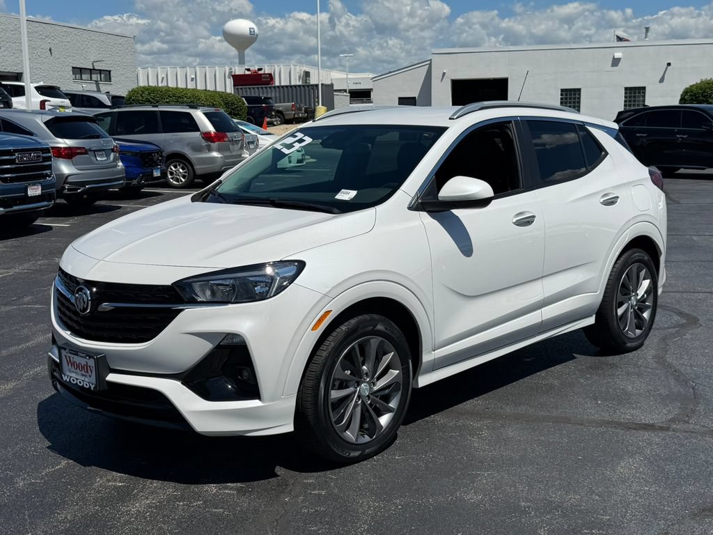 Certified 2023 Buick Encore GX Select w/ Sport Touring Package FWD image 2