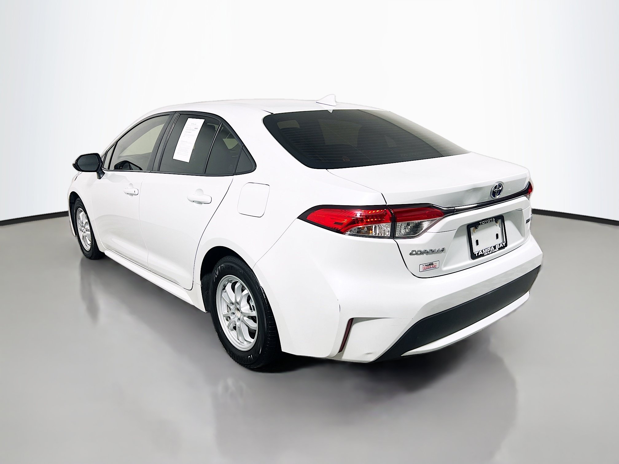 Used 2022 Toyota Corolla LE FWD image 8