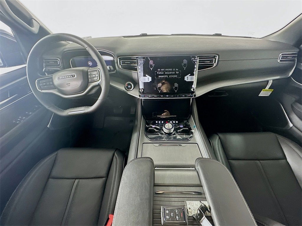 New 2025 Jeep Wagoneer L Series II w/ Convenience Group I image 9