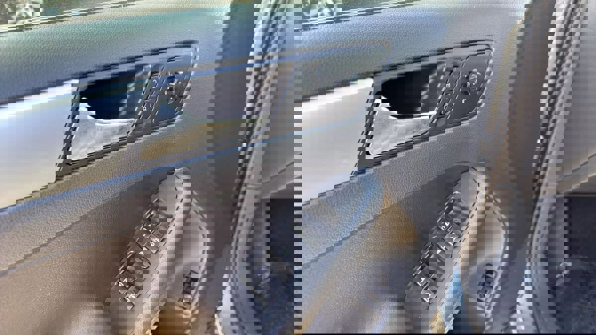 Used 2011 Volkswagen Jetta TDI image 27