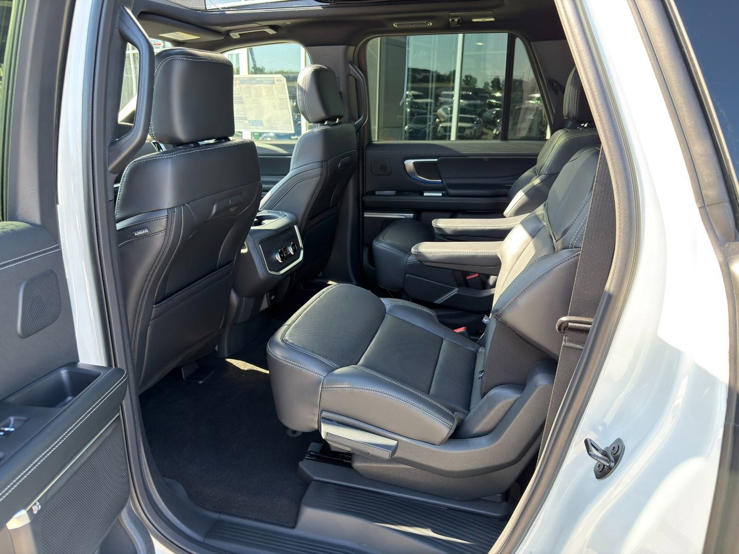 New 2025 Ford Expedition Max Platinum w/ Stealth Performance Package image 23