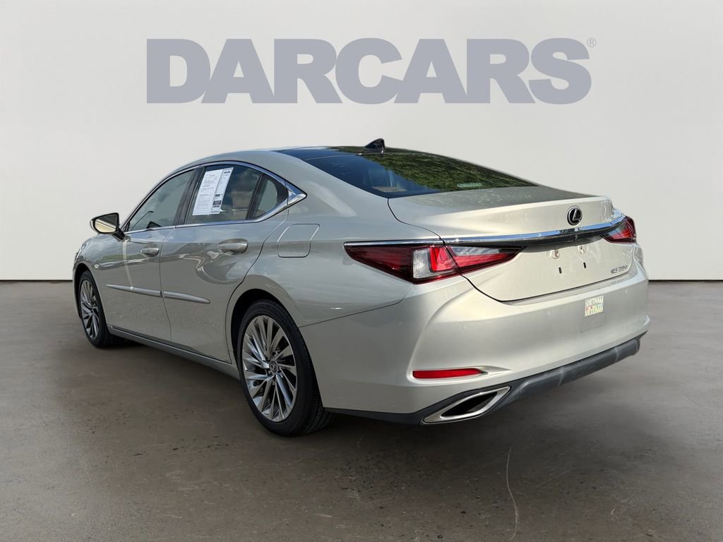Used 2019 Lexus ES 350 Ultra Luxury w/ Accessory Package 2 image 4