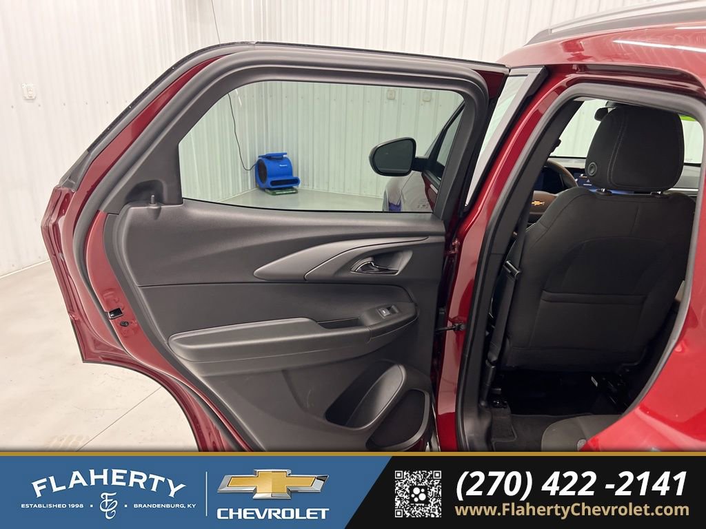 Used 2025 Chevrolet TrailBlazer LT image 10