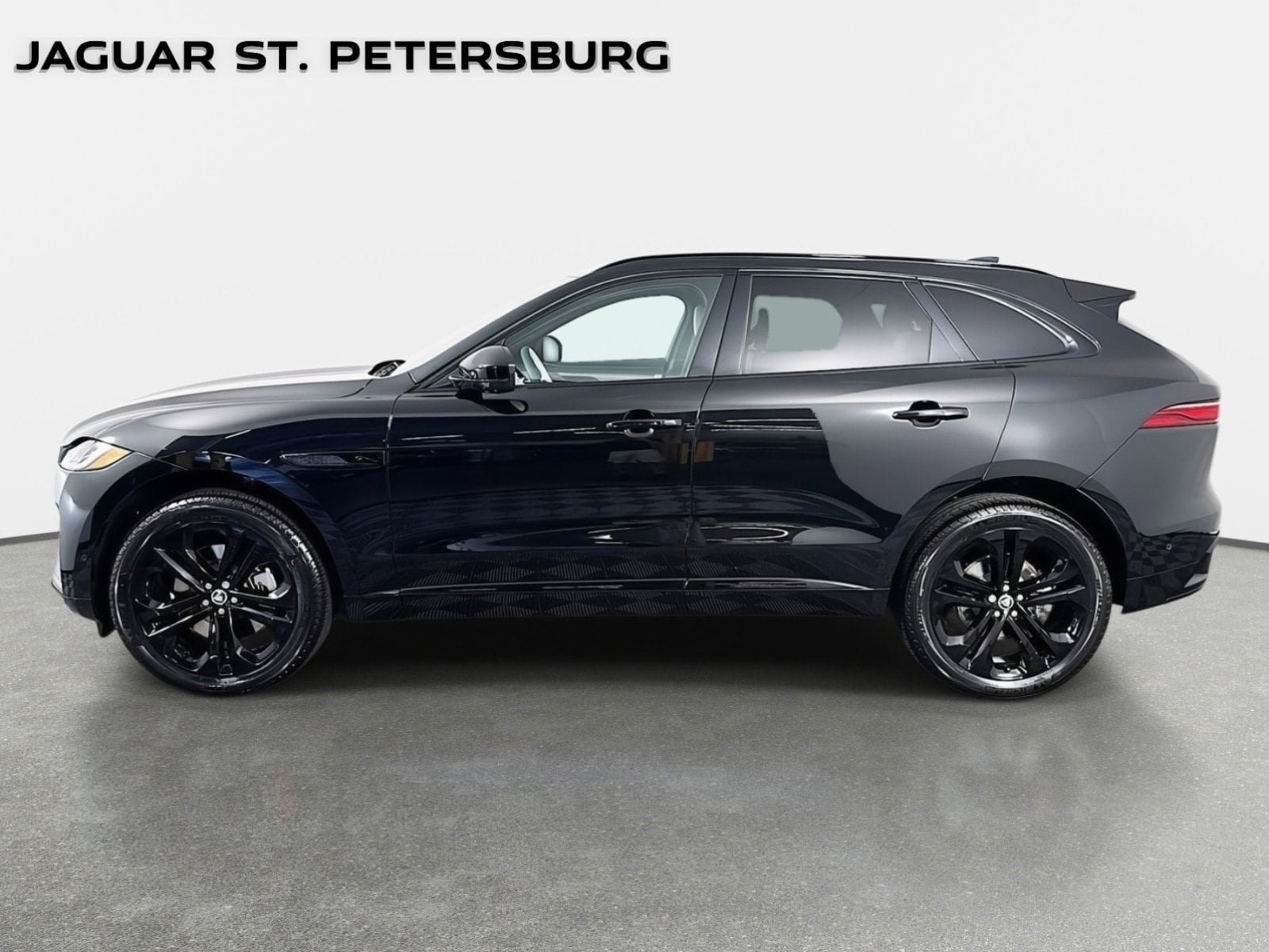 Used 2026 Jaguar F-PACE R-Dynamic S AWD/4WD image 8