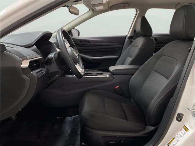 Used 2026 Nissan Altima 2.5 SV FWD image 52
