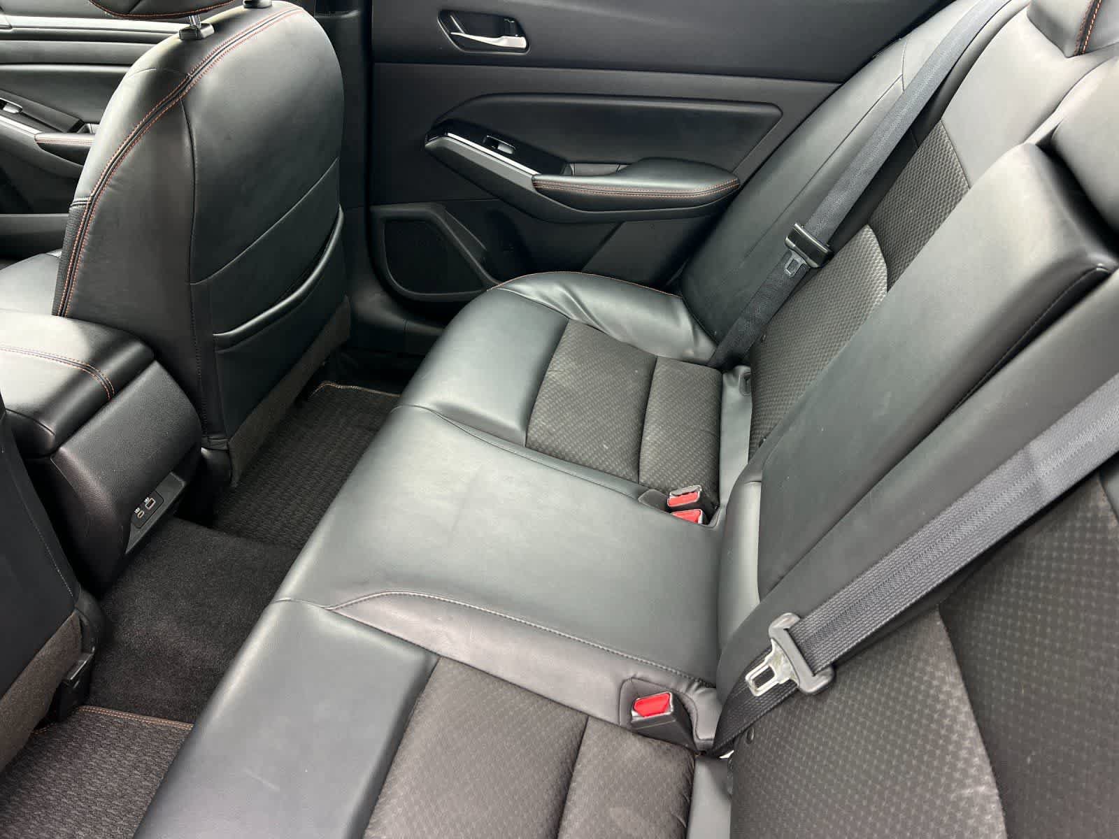 Used 2024 Nissan Altima 2.5 SR FWD image 5