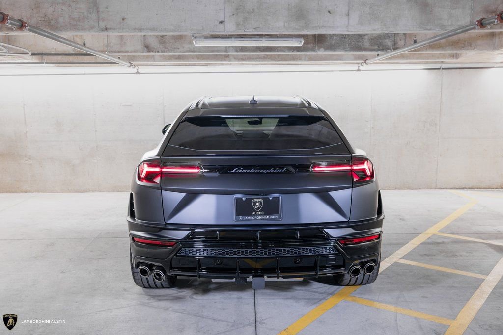 Used 2024 Lamborghini Urus S AWD/4WD image 11
