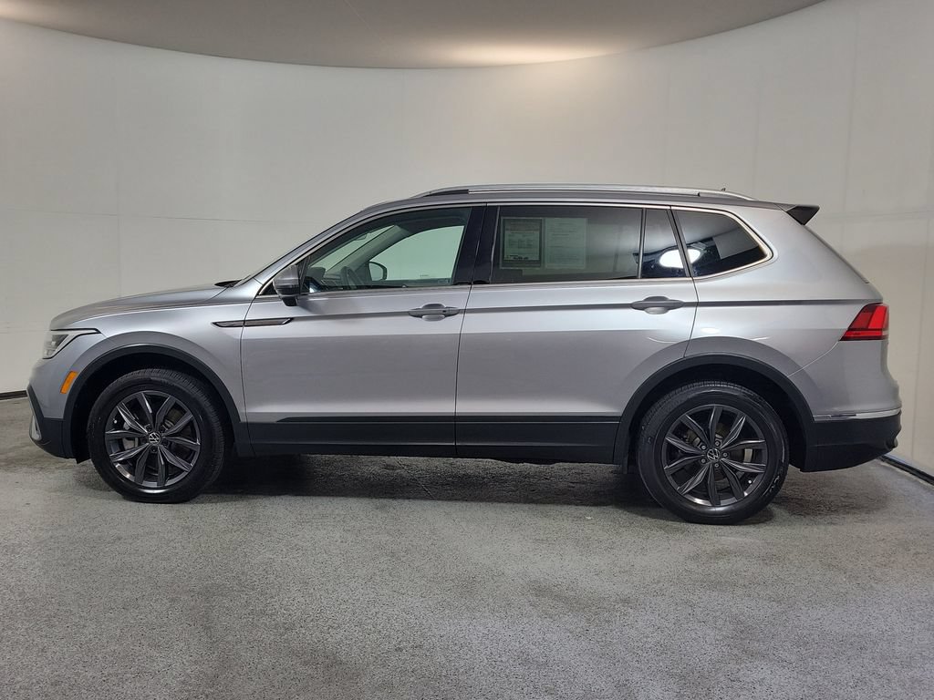 Used 2023 Volkswagen Tiguan SE FWD image 4