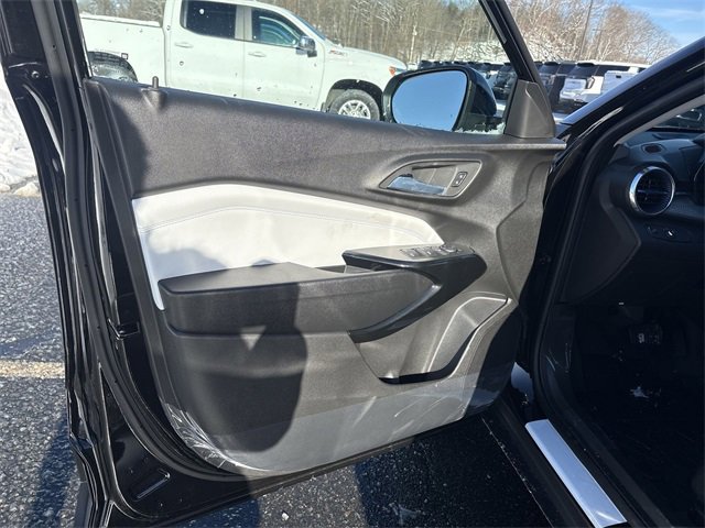 New 2026 Chevrolet Trax LT image 23