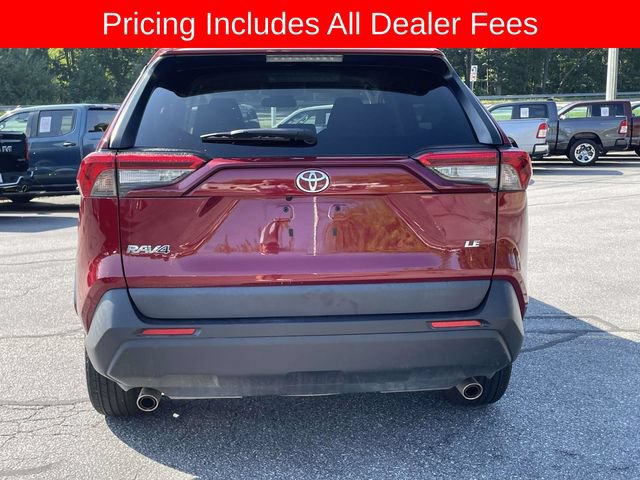 Used 2022 Toyota RAV4 LE FWD image 4