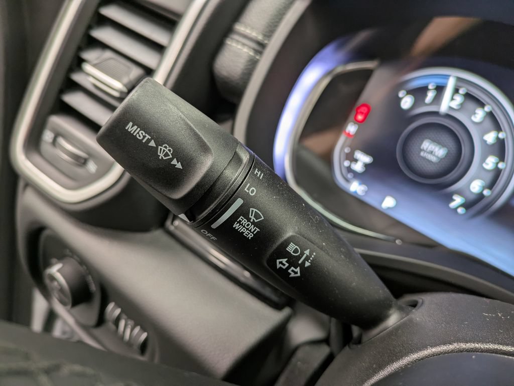 Used 2025 RAM 1500 Laramie w/ Night Edition AWD/4WD image 19