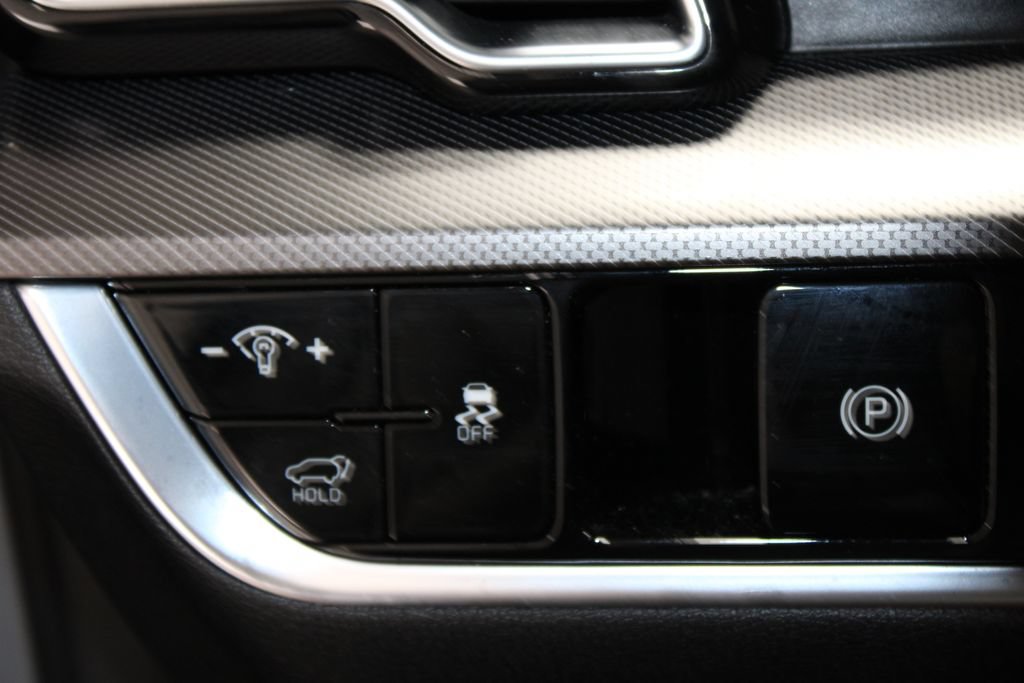Used 2025 Kia Sportage SX FWD image 37