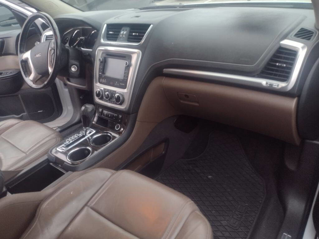 Used 2017 GMC Acadia Limited SLT image 11