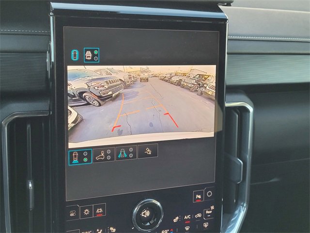 Used 2025 GMC Acadia Elevation image 10