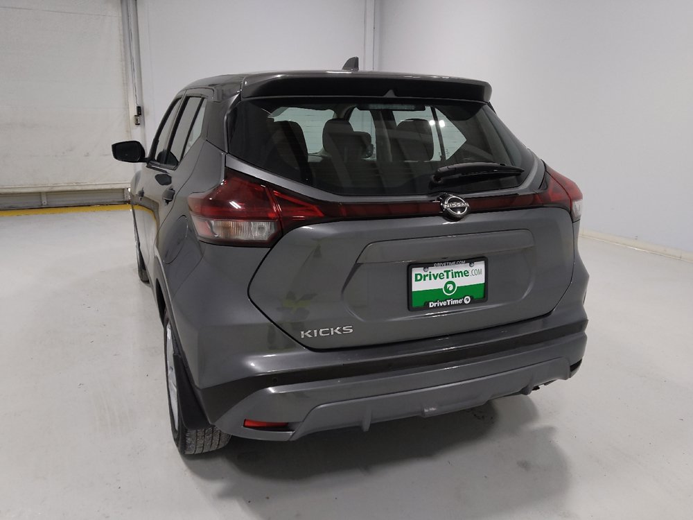 Used 2022 Nissan Kicks S w/ Interior Electronics Package FWD image 6