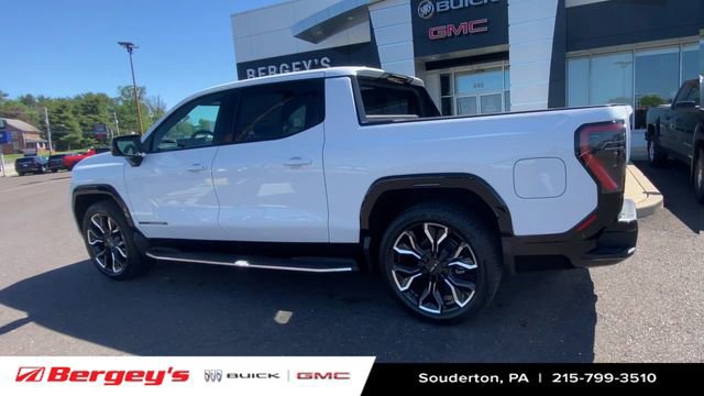New 2025 GMC Sierra EV Denali image 7
