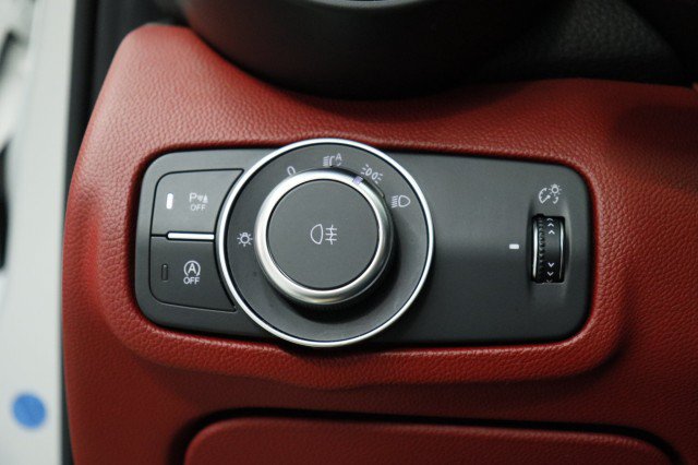 Used 2021 Alfa Romeo Giulia Ti RWD image 9