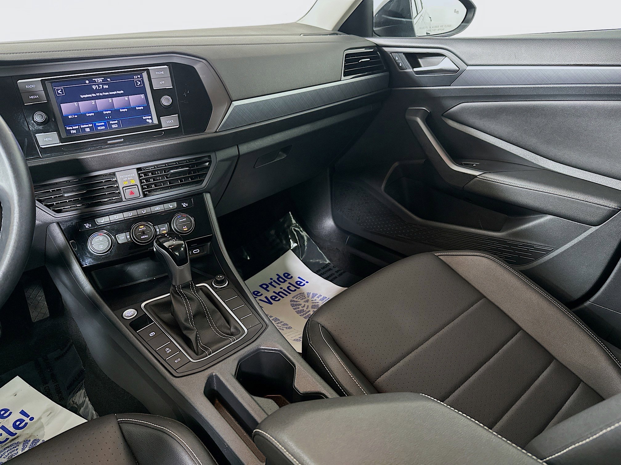 Used 2024 Volkswagen Jetta SE image 21