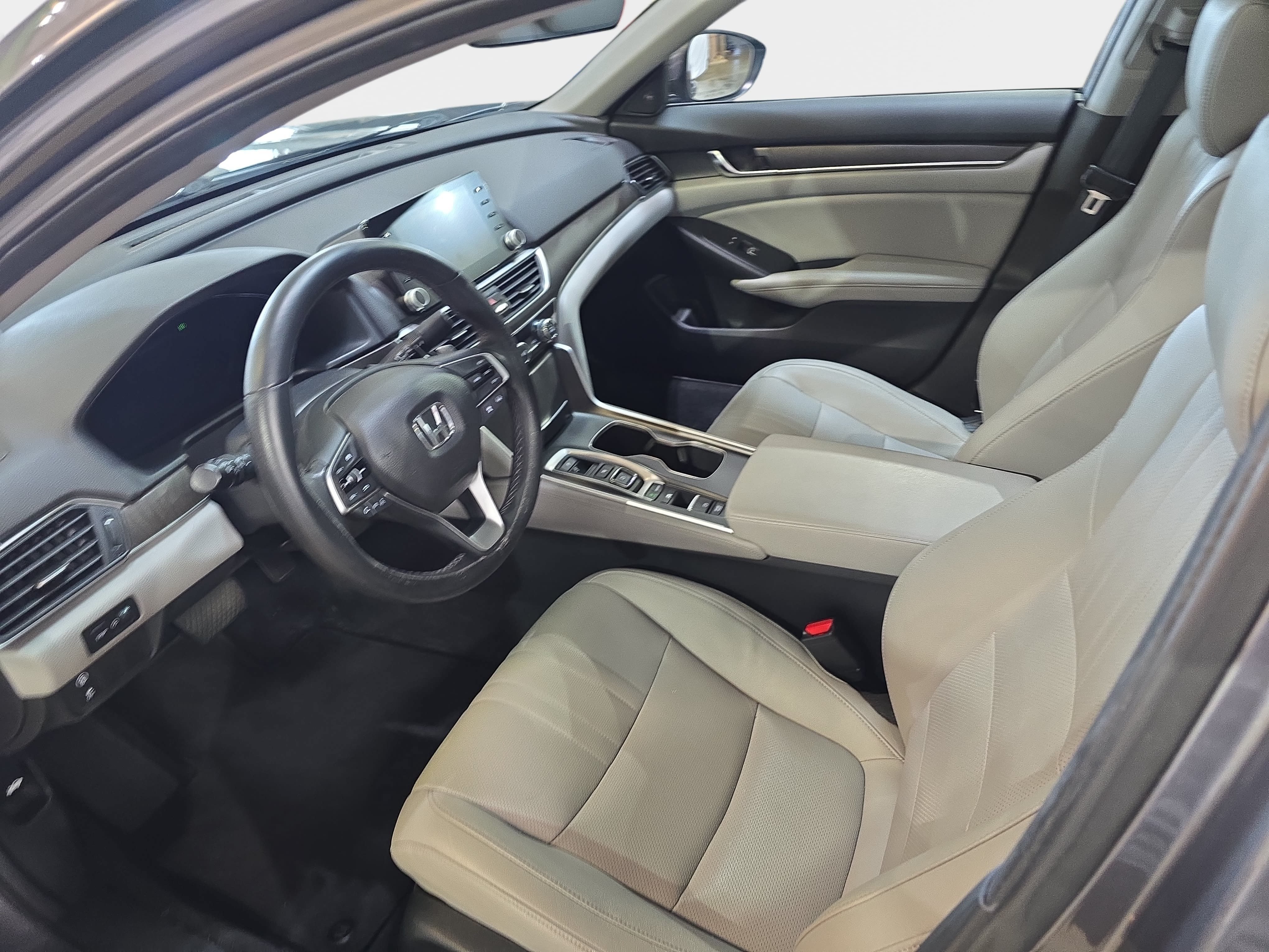 Used 2019 Honda Accord EX-L image 13