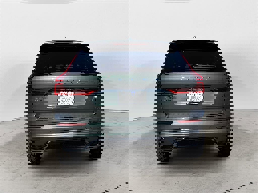 New 2026 Volvo XC60 T8 Ultra w/ Protection Package Premier image 4