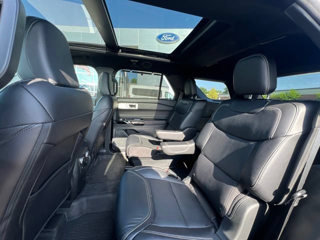 Used 2023 Ford Explorer ST w/ Equipment Group 401A AWD/4WD image 19