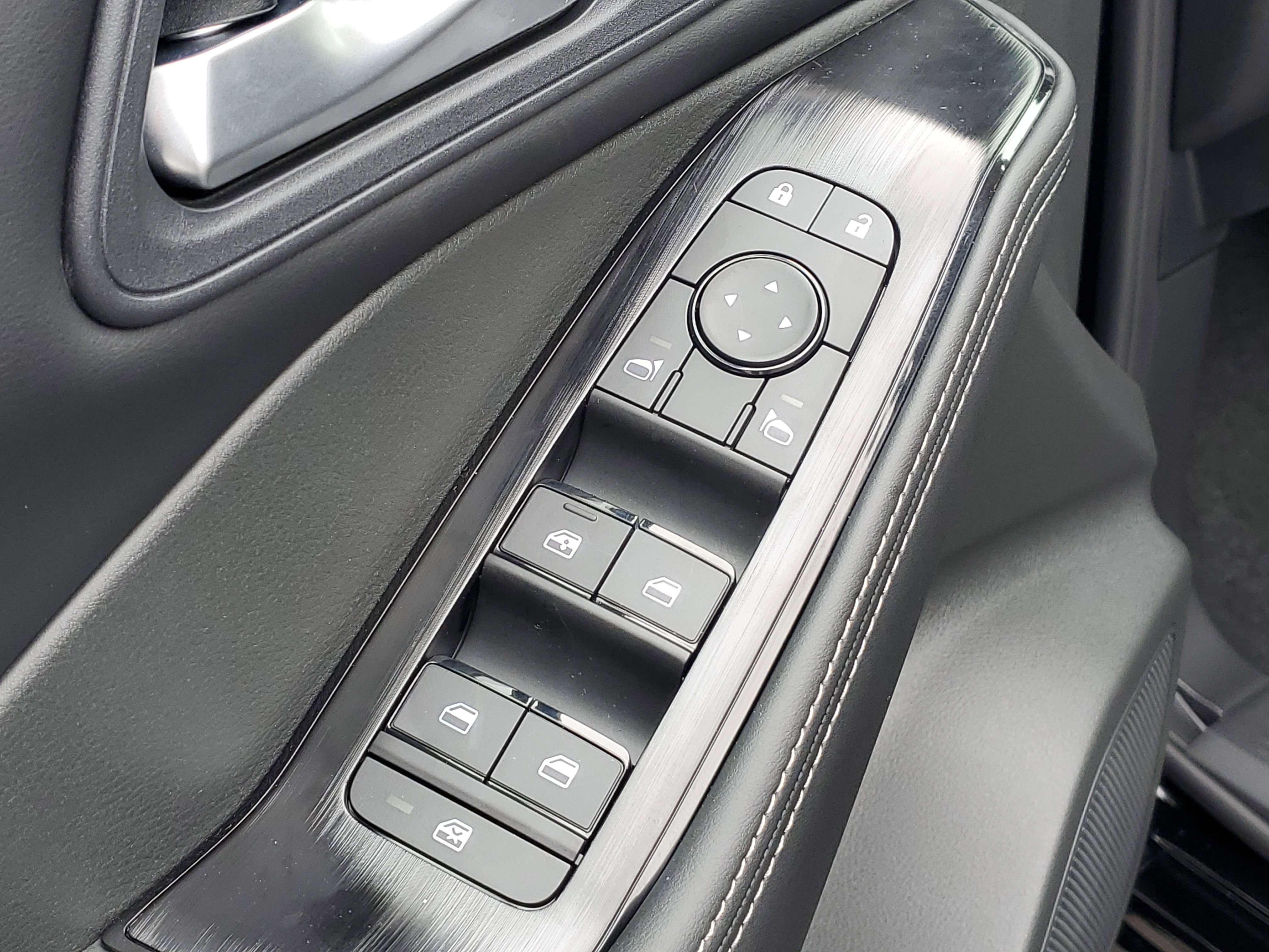 New 2026 Nissan Rogue SV w/ Cold Weather Package image 22