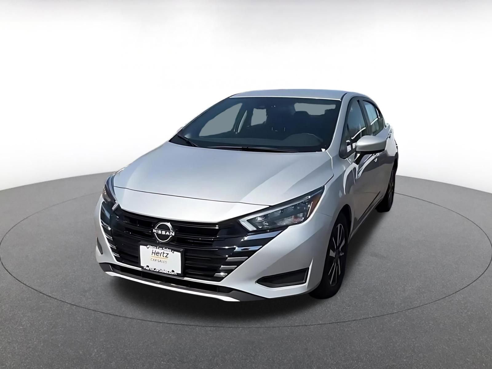Used 2025 Nissan Versa SV FWD image 7