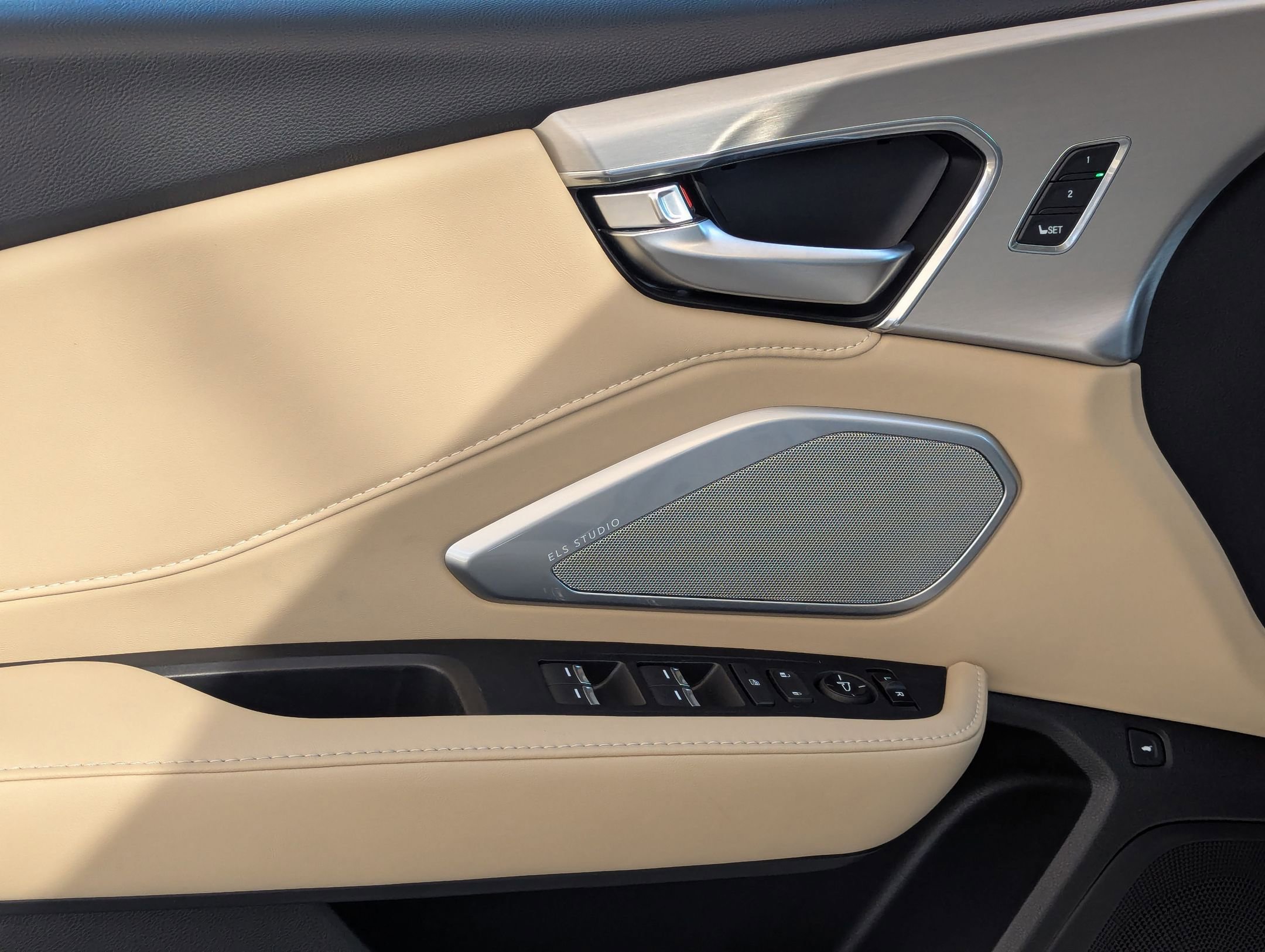 Used 2021 Acura RDX AWD w/ Technology Package image 12