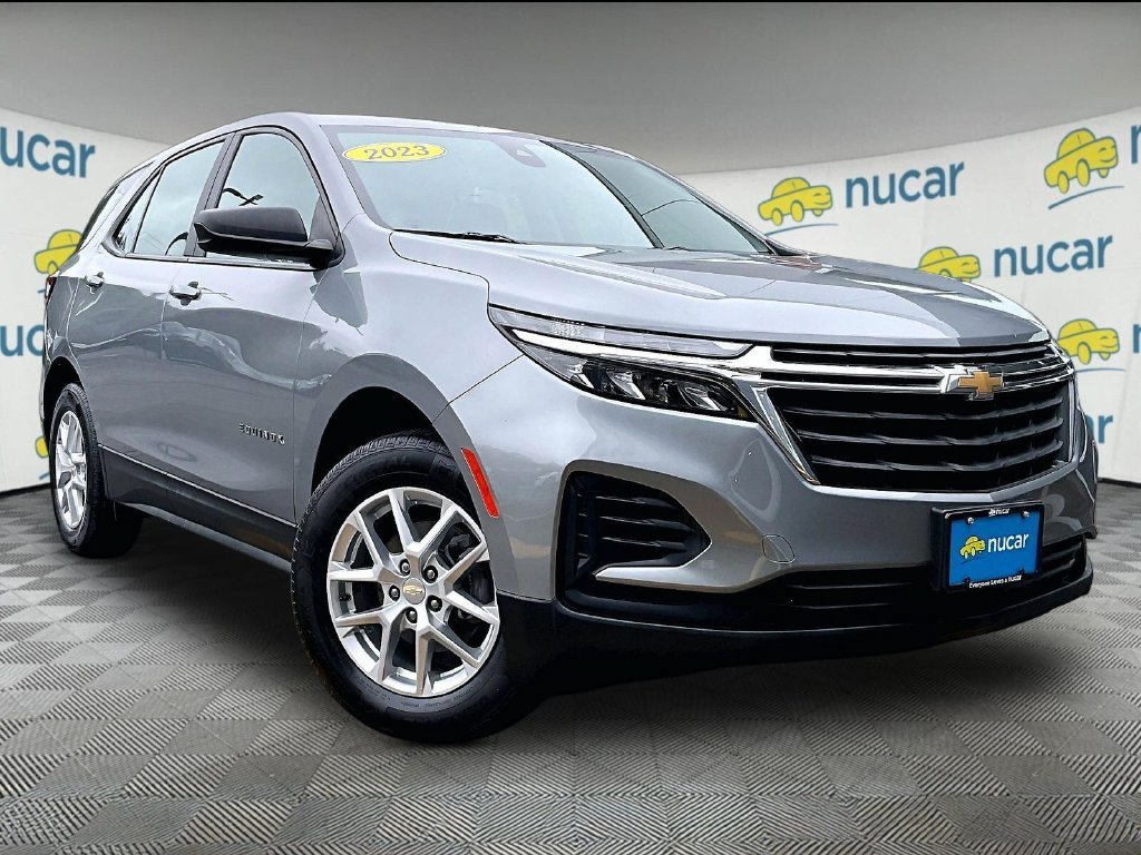 Used 2023 Chevrolet Equinox LS AWD/4WD image 1