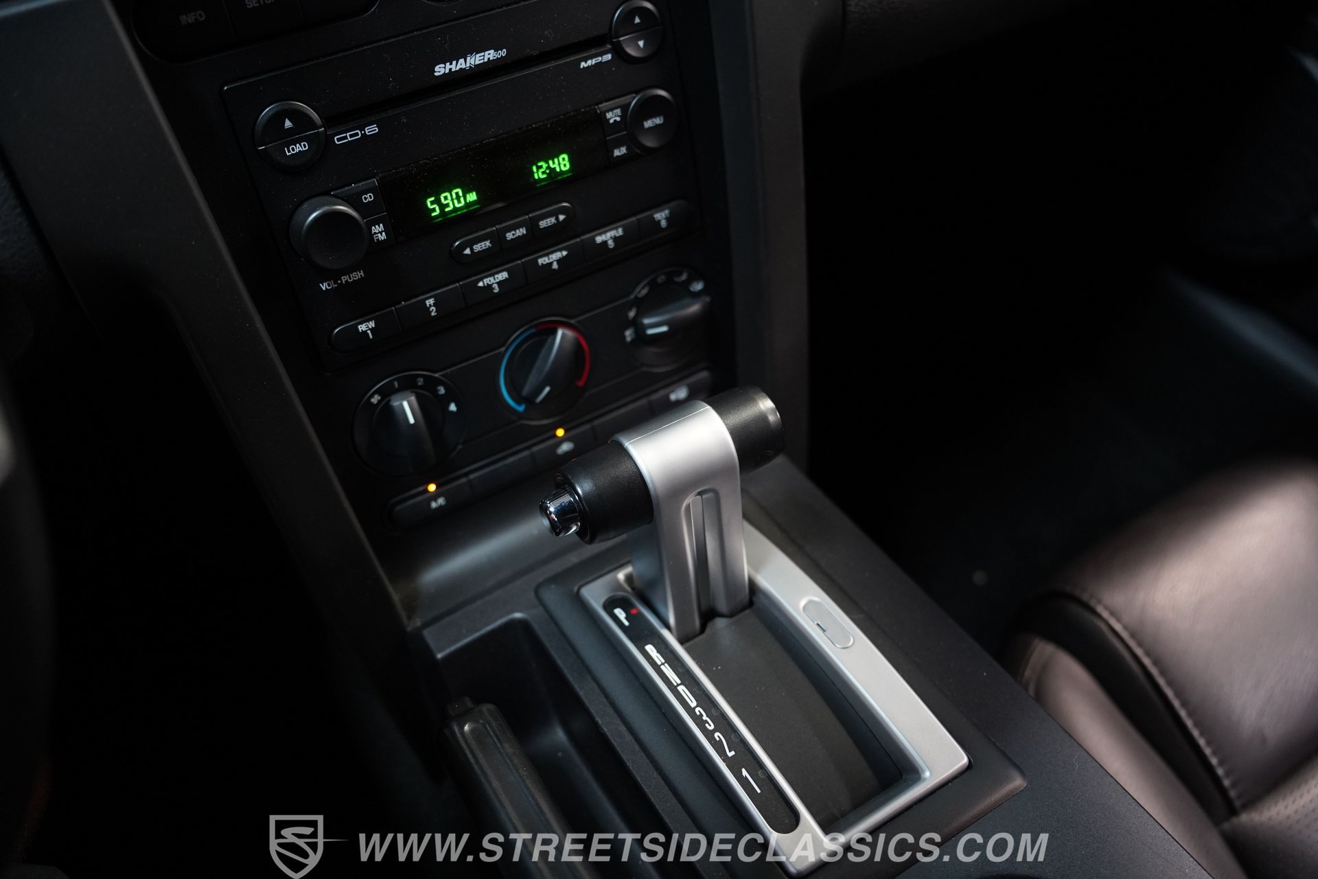 Used 2005 Ford Mustang GT RWD image 33