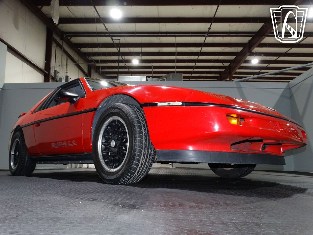 Used 1988 Pontiac Fiero image 25