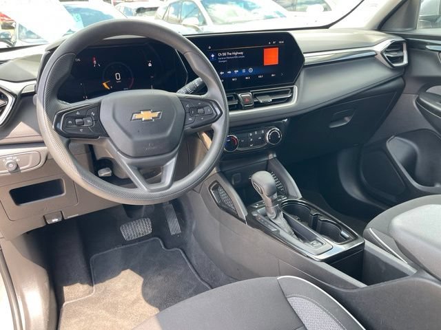 Certified 2024 Chevrolet TrailBlazer LT AWD/4WD image 12