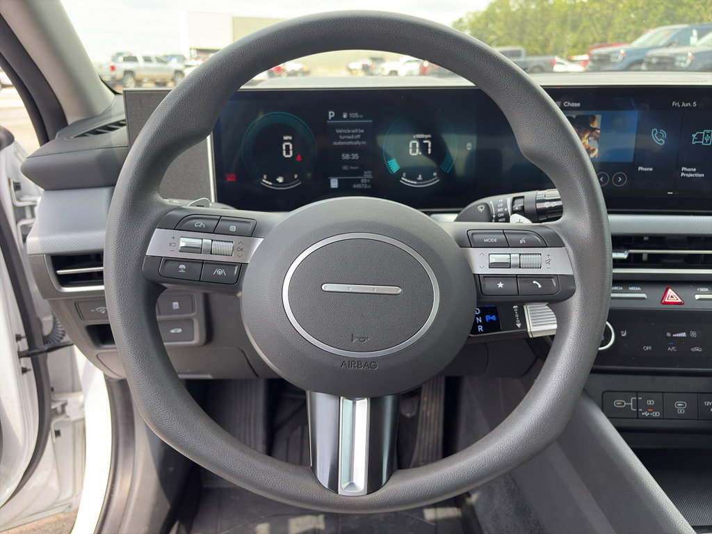 Used 2025 Hyundai Sonata SEL FWD image 6