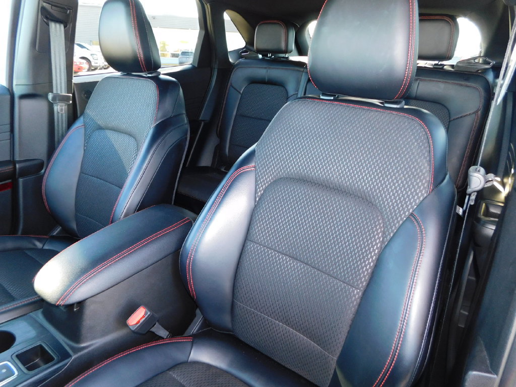 Used 2024 Ford Escape ST-Line Select w/ Tech Pack #2 AWD/4WD image 18