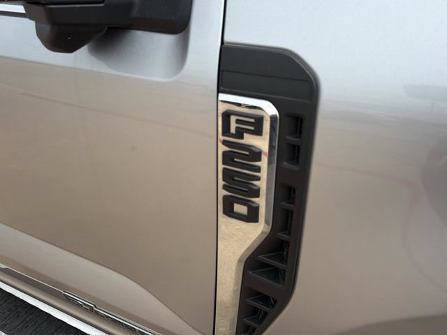 Used 2023 Ford F250 Lariat w/ Chrome Package AWD/4WD image 10