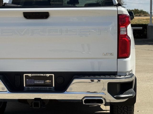 Used 2024 Chevrolet Silverado 1500 LTZ w/ LTZ Convenience Package II AWD/4WD image 7