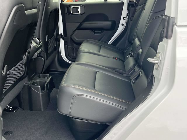 New 2026 Jeep Gladiator Sport AWD/4WD image 12