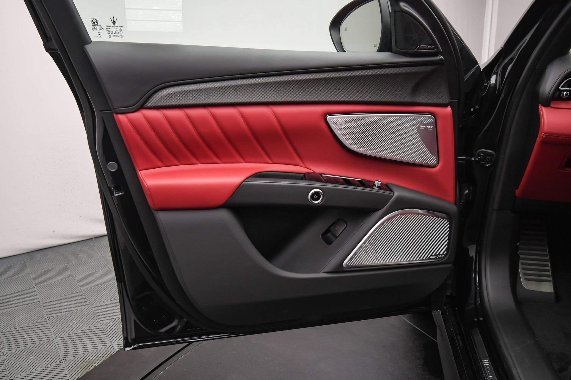 Used 2025 Maserati Grecale Modena AWD/4WD image 43