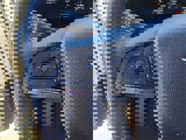 Used 2024 Cadillac XT4 Premium Luxury image 28