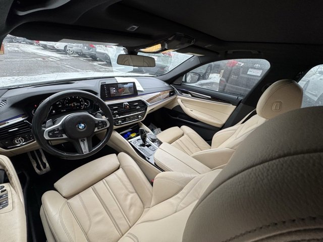 Used 2017 BMW 540i xDrive image 25