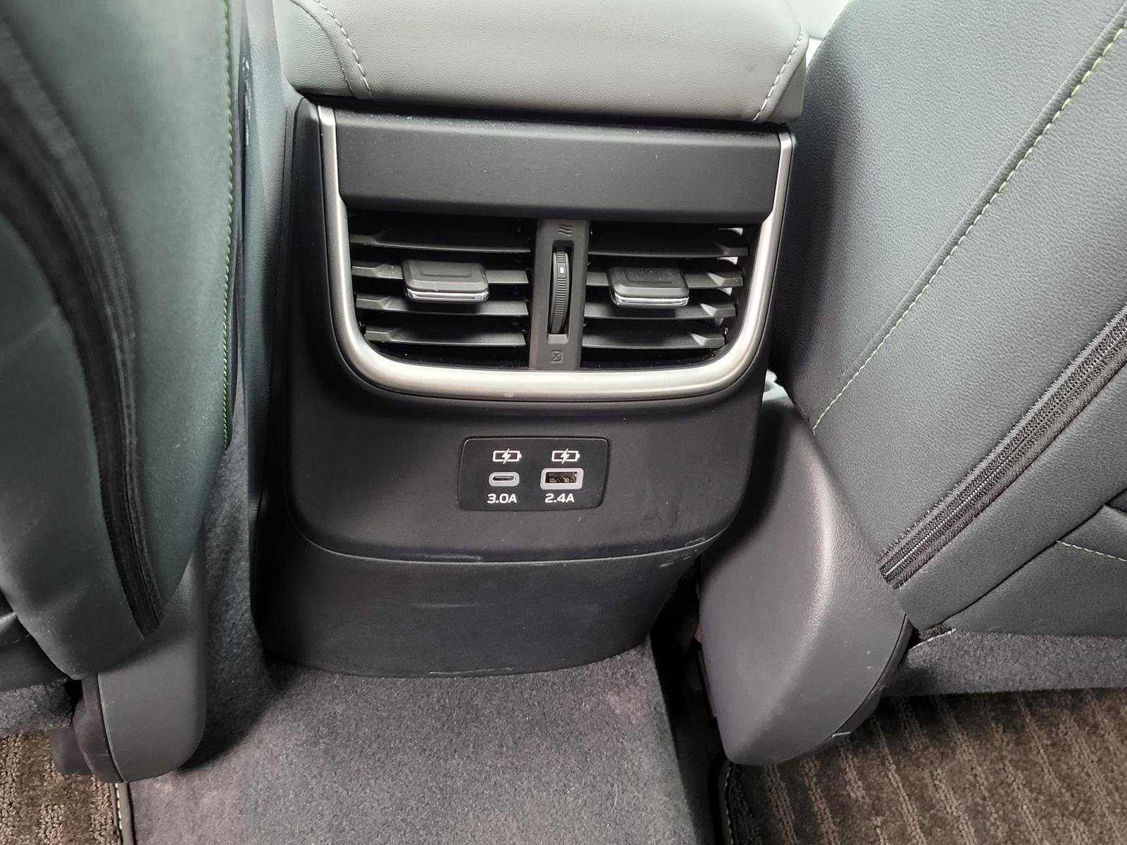 Certified 2025 Subaru Outback Onyx Edition AWD/4WD image 25